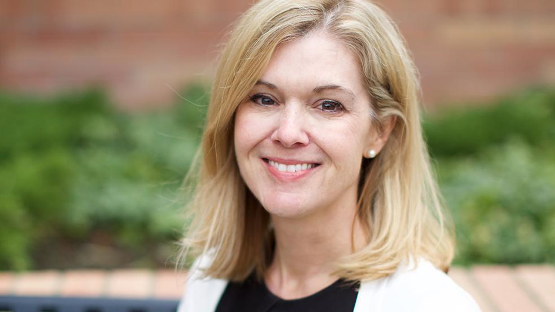 Dr. Heidi J. Gray