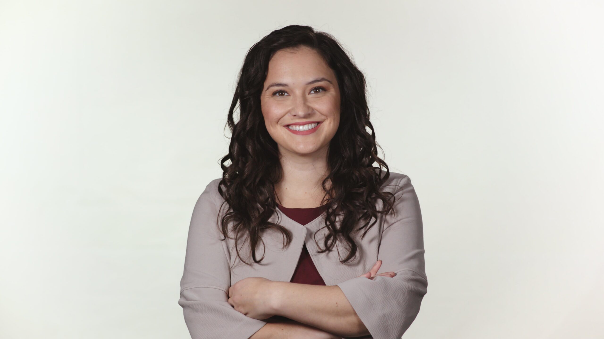 Dr. Mari Galle
